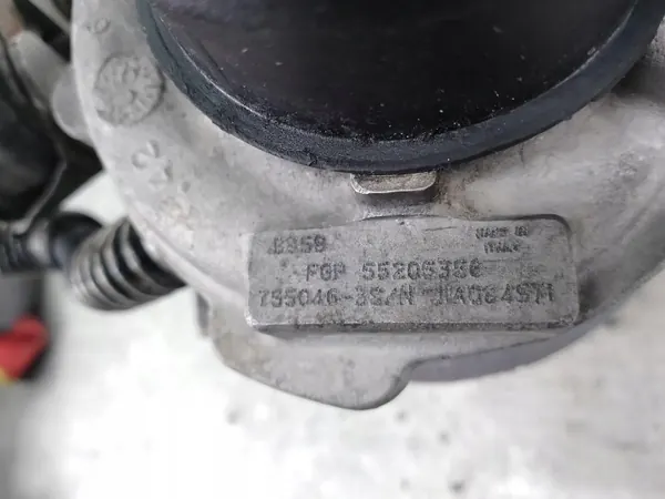 Turbocompresor Garrett 55205356 Usado - Pieza OEM image 7