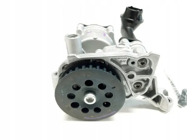 Käytetty öljypumppu OEM 04L145208K Audi A3 8V:lle image 7