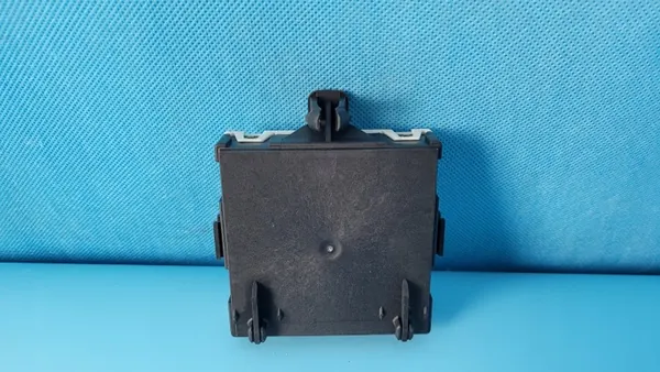 Mercedes W206 C200 Rechter Achterdeur Module A2069008118 image 5