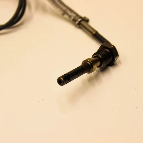 Oljetemperatursensor Audi A4 S4 B9 2016 OEM image 3