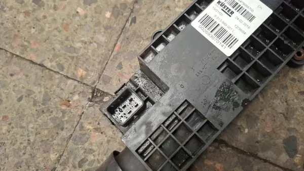 Cable de freno de mano Mercedes-Benz OE A4479068700 image 6
