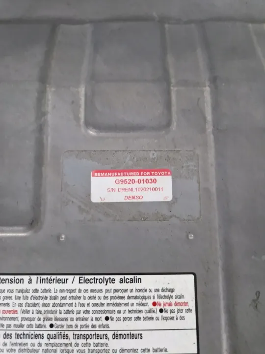 Toyota OEM G9520-01030 Akku Auris II:lle image 4