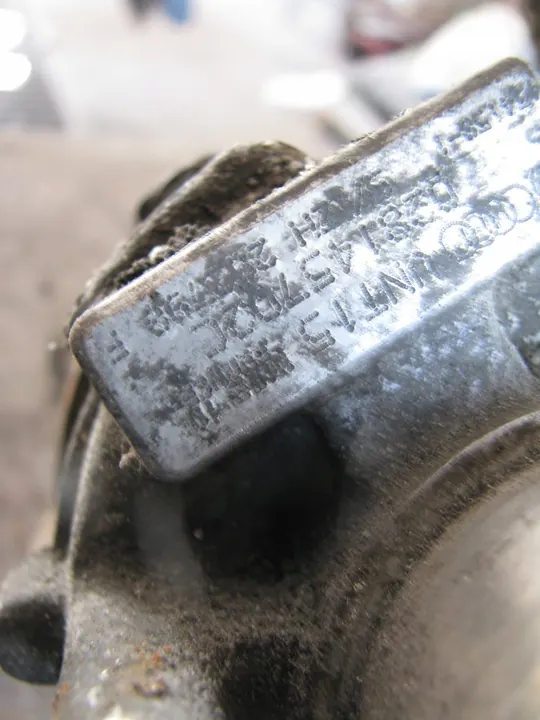 Turbo Volkswagen Passat B5 028145702C image 4