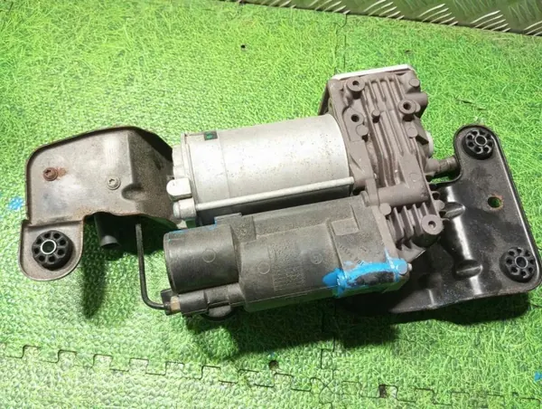 BMW X5 E70 Suspension Compressor 7880536404 image 2