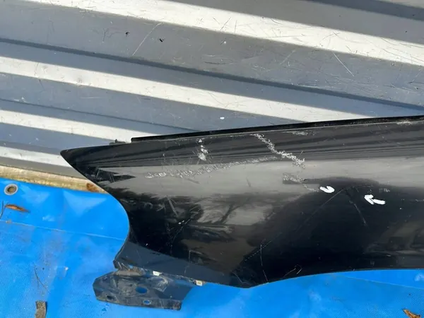 Parafango anteriore sinistro Volvo V70 II S60 image 4