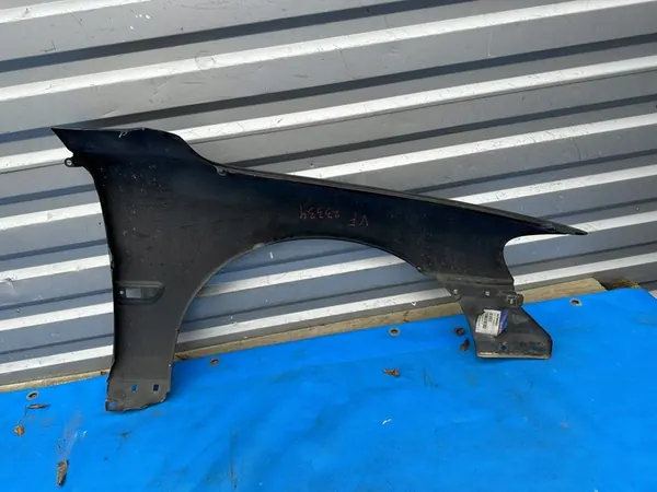 Parafango anteriore sinistro Volvo V70 II S60 image 7