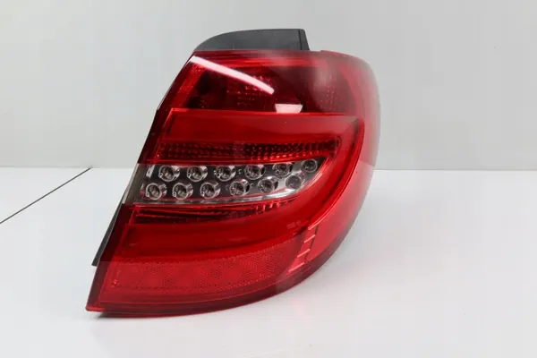 Mercedes A-klass W246 höger bakljus OEM 2468200664 image 6