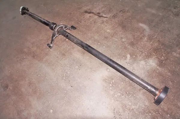 Audi Q3 I 8U 2.0TFSI Quattro Drivaxel 5N0521101N image 2