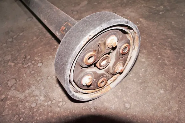 Audi Q3 I 8U 2.0TFSI Quattro Drivaxel 5N0521101N image 3