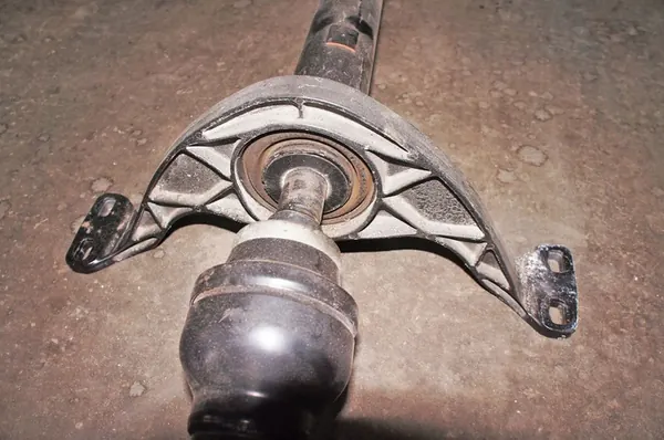 Audi Q3 I 8U 2.0TFSI Quattro Drivaxel 5N0521101N image 5