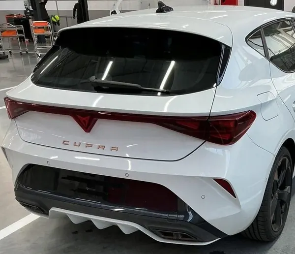 Conjunto traseiro completo SEAT Leon Cupra 2025 LS9R image 2