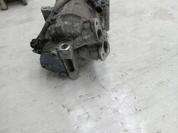 Compressore aria condizionata RENAULT CLIO 4 IV RS 1.6 TCE image 2