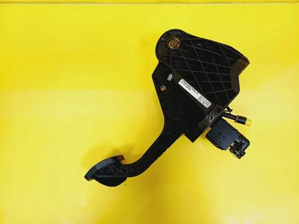 Pédale d'embrayage OEM DRC97306 pour VW Touran I 1.6 FSI image 4