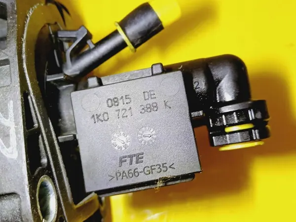 Pédale d'embrayage OEM DRC97306 pour VW Touran I 1.6 FSI image 5