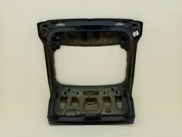 Tapa Maletero KIA EV6 2021- OEM - Usado image 10