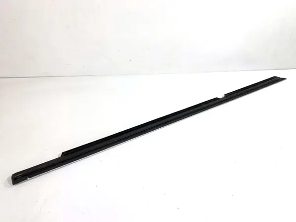 Taka-oikea raapimislista OEM LORK-2318-12310 Mercedes image 3