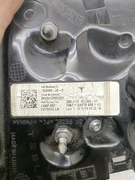 TESLA MODEL 3 Y VÄNSTER BAKLYKT image 6