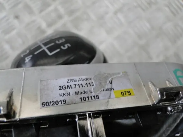 Pomo de mudanças VW T-Cross OEM 2GM711113 - Usado image 7