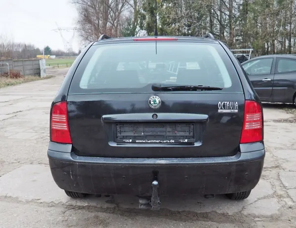 OCTAVIA1zawKLT Bagageluckfällar Vänster & Höger - Begagnad image 4
