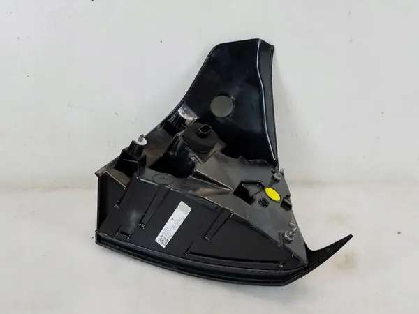 Bakljus Tesla Model 3 image 6