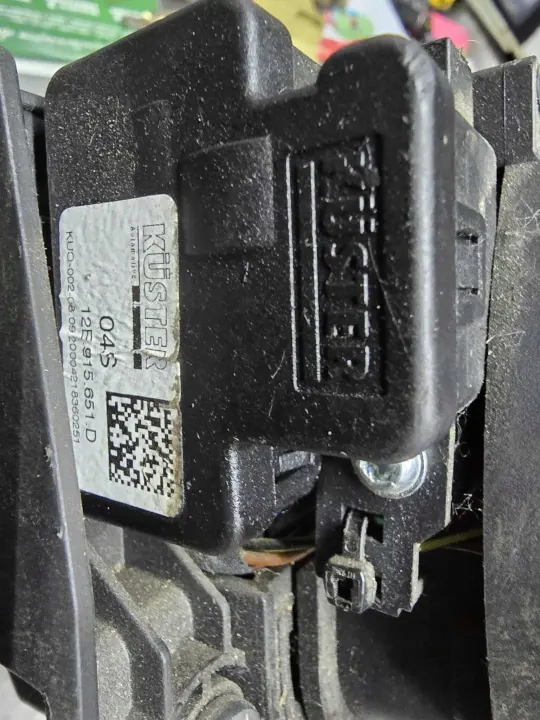 OEM 12E915561 Laadsocket voor SEAT Mii VW Up image 4