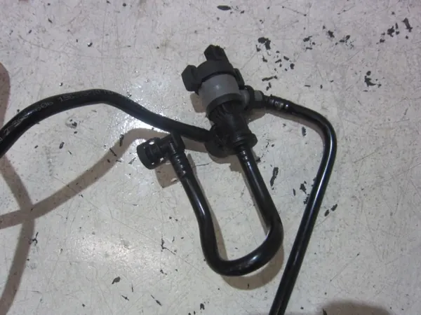 BMW Tankentlüftungsventil OEM 13902366765 image 3