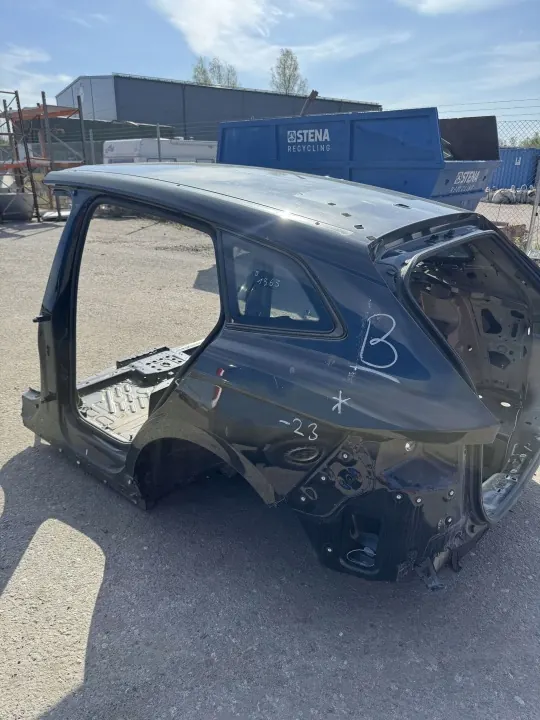 Panel trasero Skoda Enyaq iV - Pieza OEM usada image 3