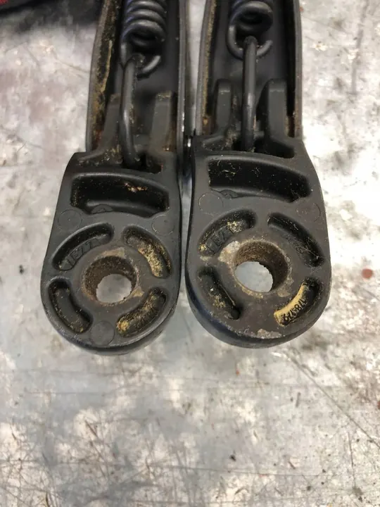 Skoda Fabia Mk2 Wiper Arm, Front OE 5J1955410B image 3