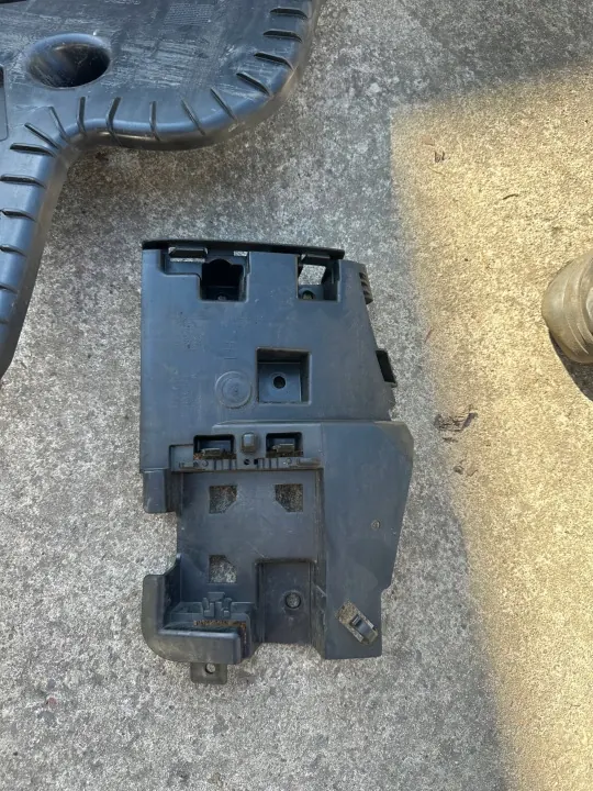 OEM 31425465 Stötfångare Glidfäste Vänster Bak Volvo V60 image 3