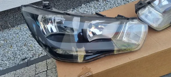 AUDI A1 8X FARO IZQUIERDO DERECHO 8X0941004 8X0941003 image 2