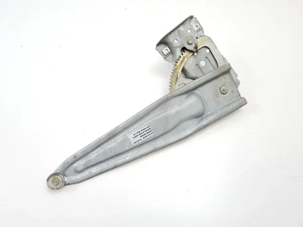 Regulador manual janela traseira Toyota Verso OEM 698400F030 image 3
