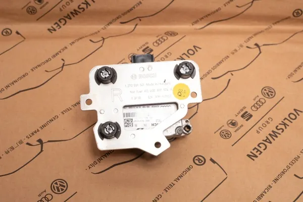 Distronic radarsensor links OEM 4G0907561B Audi A6/A7 image 6
