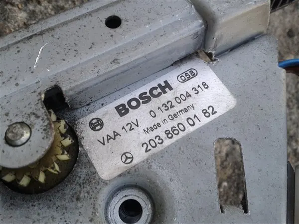 Left Belt Tensioner Front Mercedes W209 CLK A2038600182 image 2