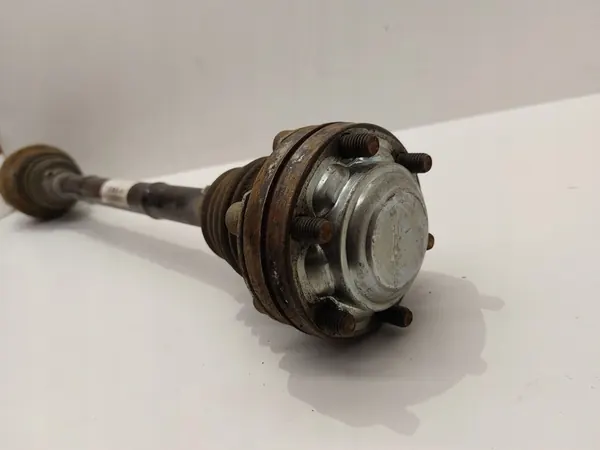 Volkswagen Transporter - Caravelle T5 2012 Vänster Bakaxel image 7