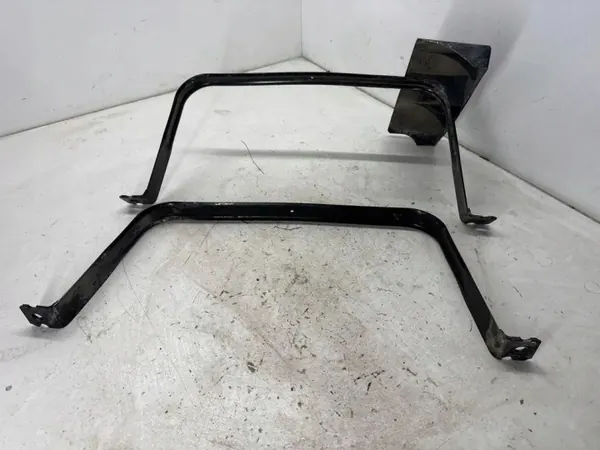 Soporte de tanque Audi Q3 F3 2020 OEM 5QF201656D image 6