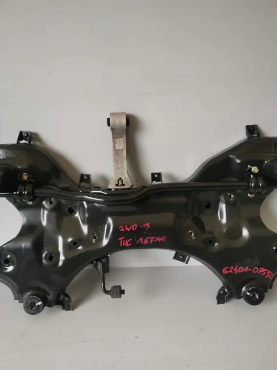 Moottorituki OEM 62401-D7550 Hyundai Tucsonille image 4