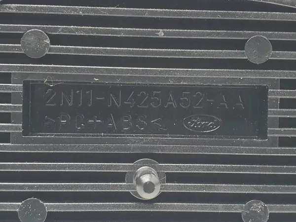 Emblème OEM Ford C-Max MK1 - 2N11-N425A52-AA image 5