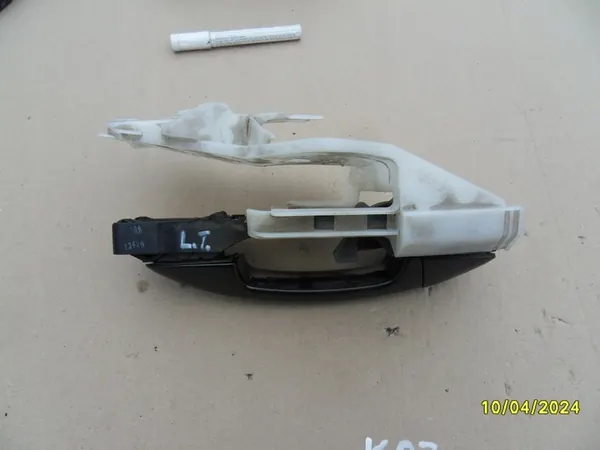 Takavasen ulkokahva VW Passat B6 image 2