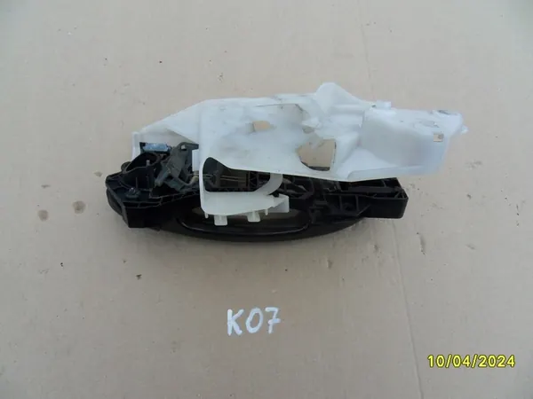 Takavasen ulkokahva VW Passat B6 image 3