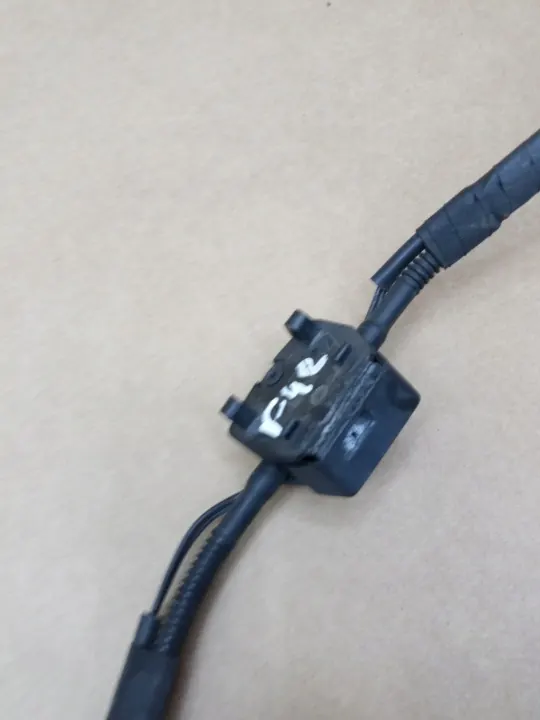 Buse de Lave-Glace Chauffée BMW OEM 616679542 X1 F48 image 3