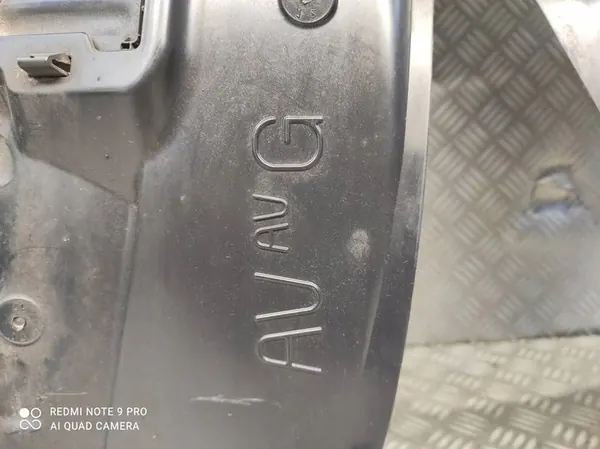 Vasen Etulokasuoja 638450844R Renault Trafic III image 4