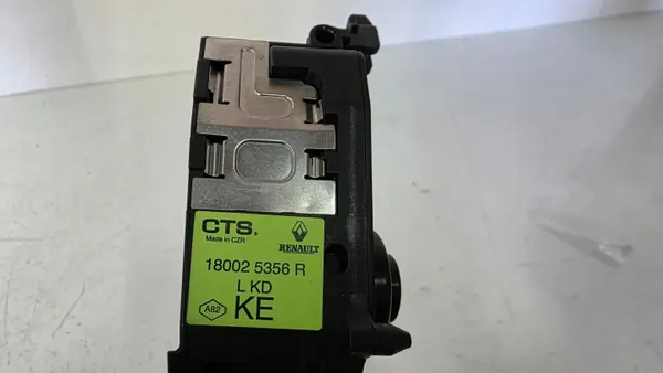 Potentiomètre de pédale d'accélérateur OEM 180025356R image 5