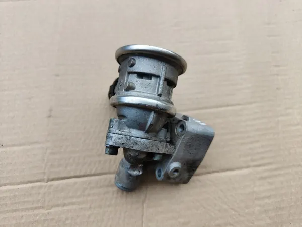 Toissijainen ilmapumppu OEM 722778950 Superb Passat B5:lle image 2