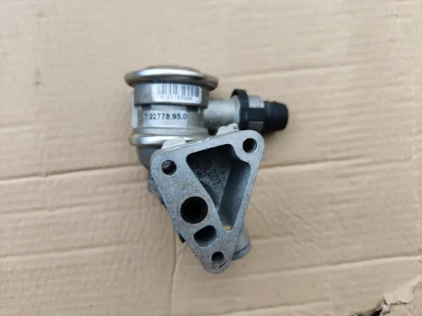 Toissijainen ilmapumppu OEM 722778950 Superb Passat B5:lle image 3