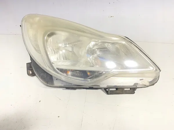 Oikea Etuvalaisin Opel Corsa D Lift EU image 2