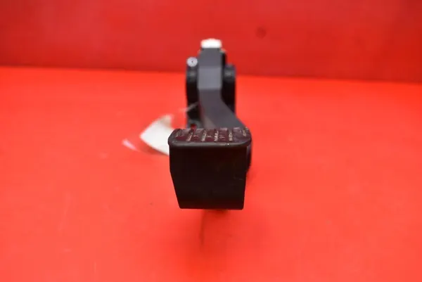 Gasklepsensor Peugeot 307 2.0 HDI 9646702180 image 3