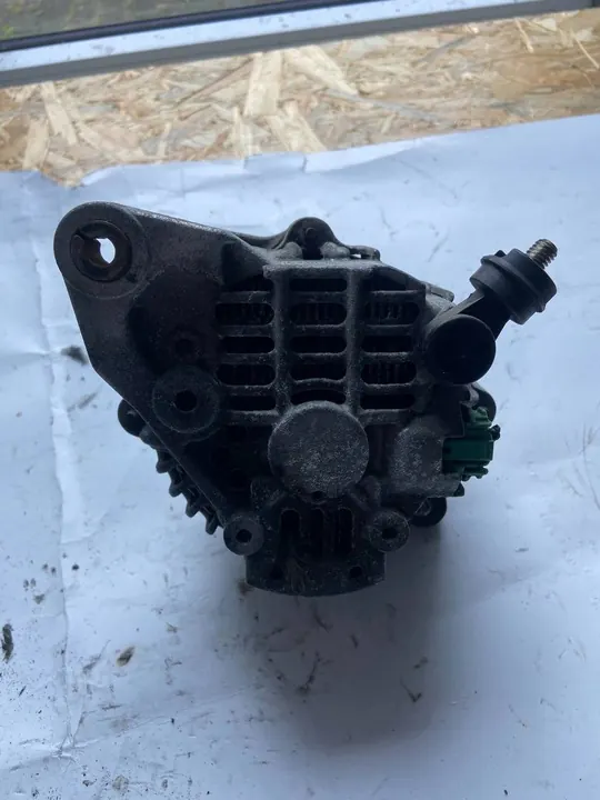 Vaihtovirtageneraattori Subaru OE 23700-AA430 image 2