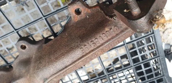 Collecteur d'échappement Ford Kuga MK1 2.0 TDCi OEM 9646848080 image 3