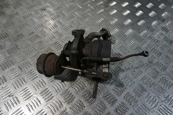 Fiat 500 Turbocharger 1.3 Diesel OE 552026370 image 4