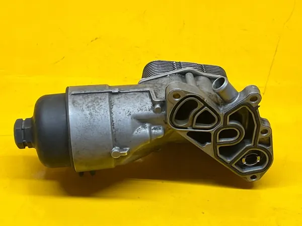 Support Filtre à Huile avec Refroidisseur OEM 9651813980 image 5